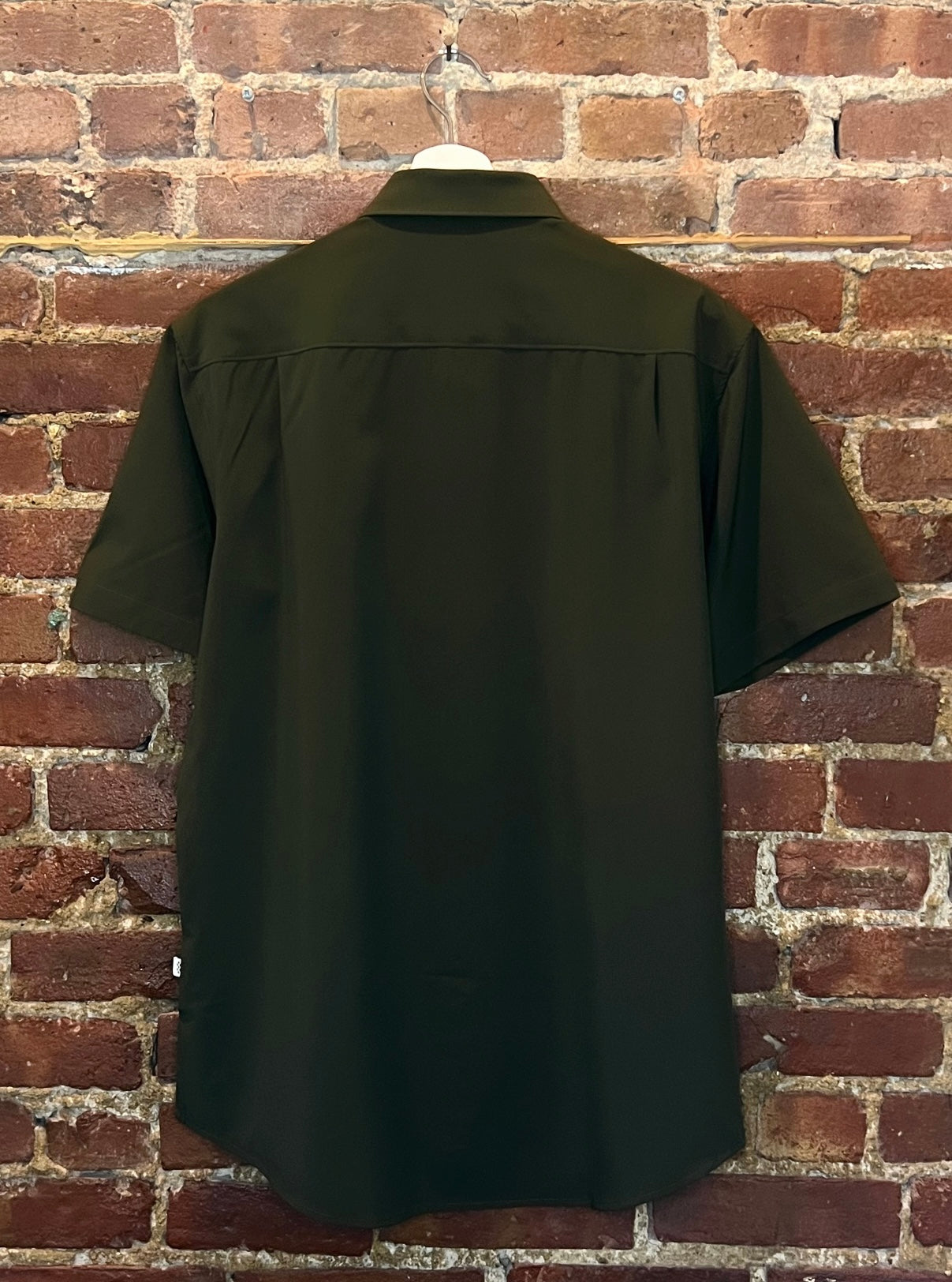 7Diamonds Olive Button Down