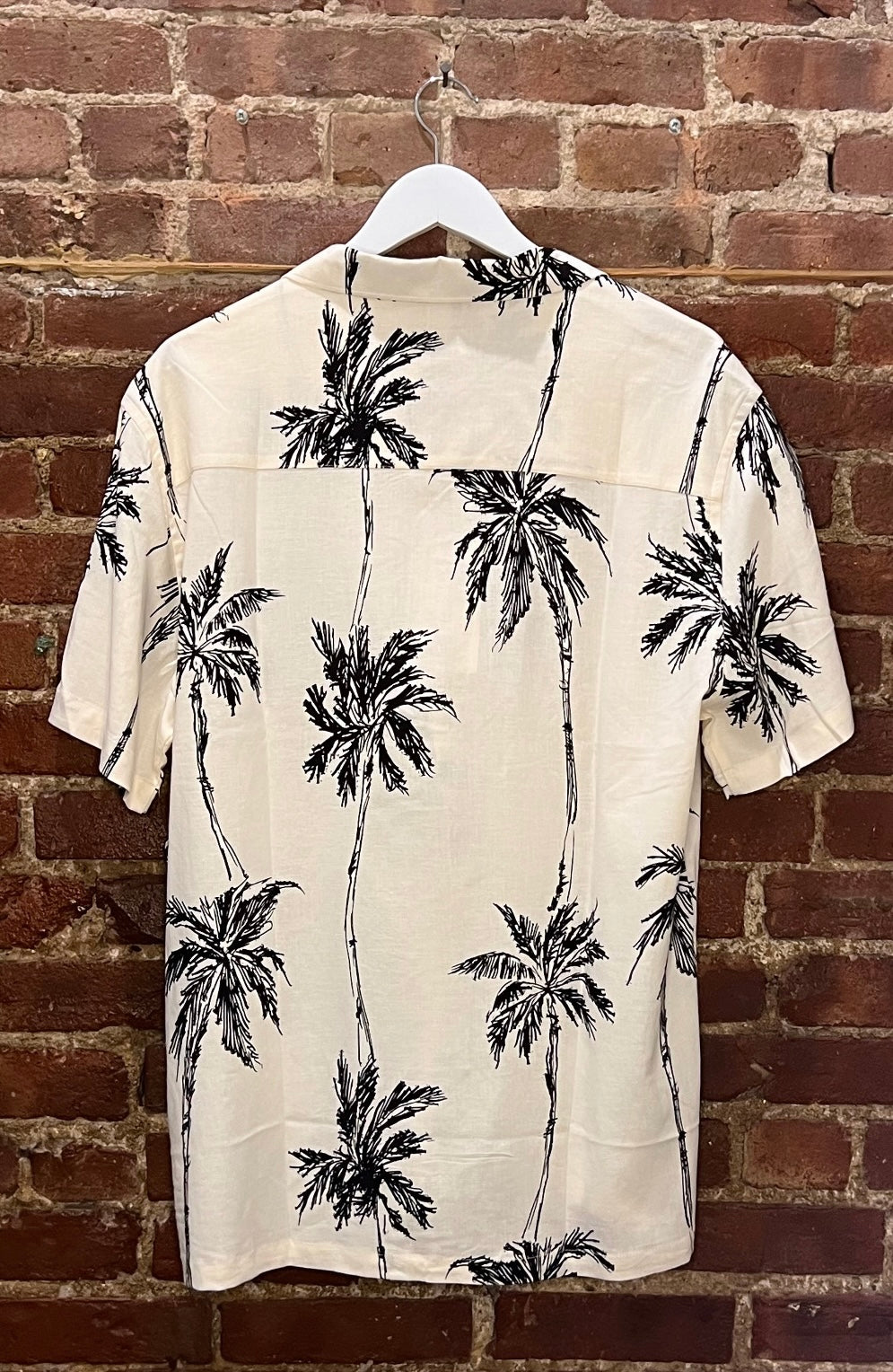 7Diamonds White/Black Camp Button Down Shirt
